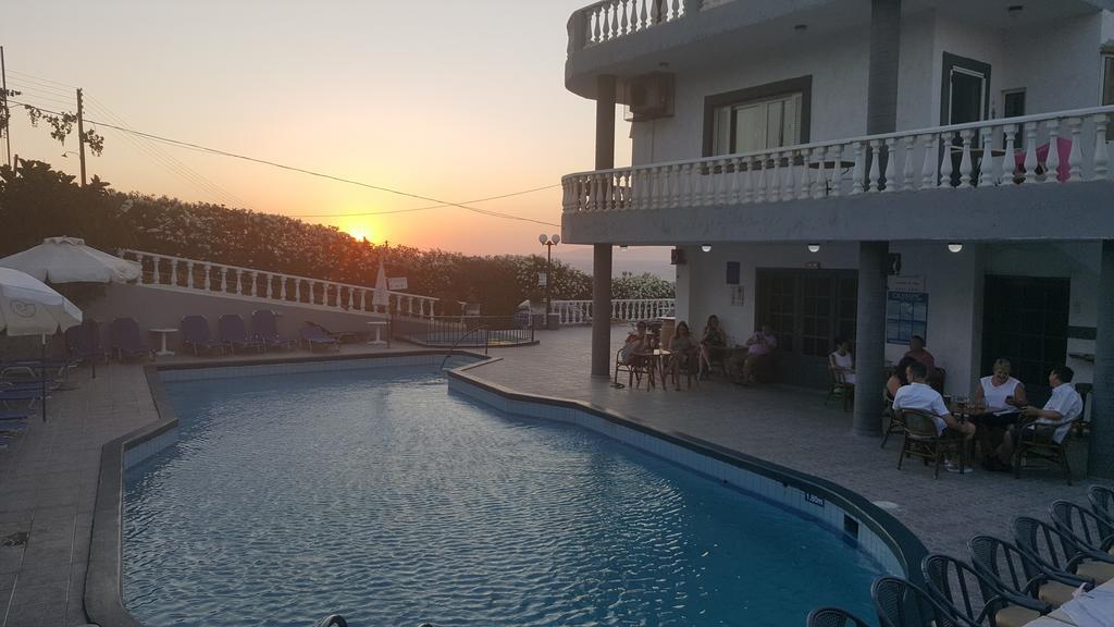 Villa Marina Hersonissos  Exterior photo
